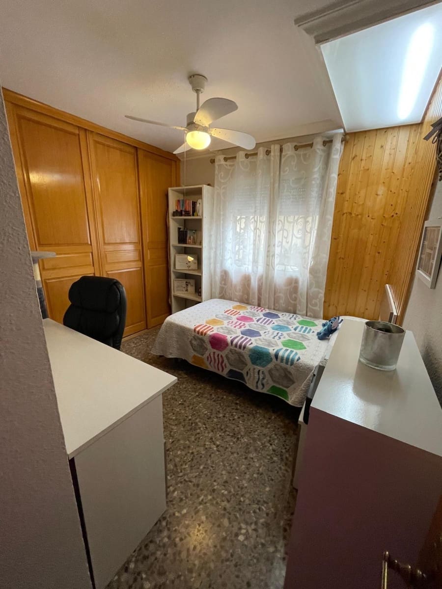 3 sypialnia Apartament na sprzedaż w Manises - 260 000 € (Ref: 9868618)
