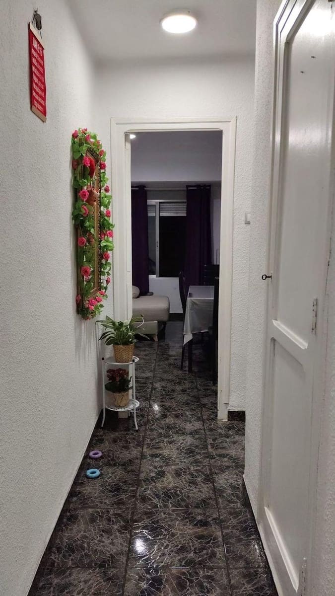 3 bedroom Apartment for sale in Mislata - € 149,000 (Ref: 9876462)