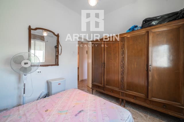 4 bedroom Finca/Country House for sale in Godelleta - € 228,000 (Ref: 9876466)