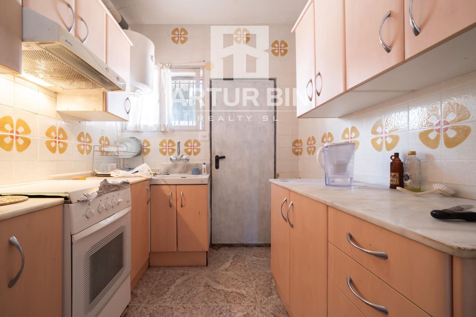 4 bedroom Finca/Country House for sale in Godelleta - € 228,000 (Ref: 9876466)