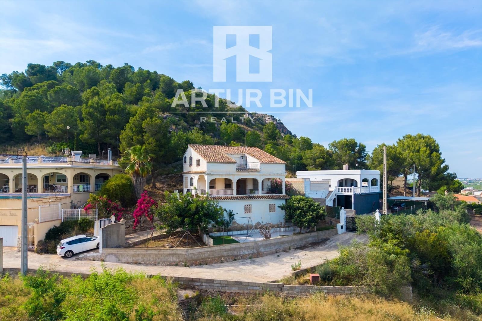 7 bedroom Villa for sale in Corbera with garage - € 200,000 (Ref: 9878890)