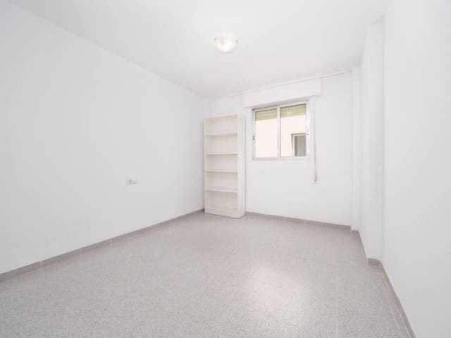 3 sovrum Lägenhet att hyra i Burjassot - 450 € (Ref: 9878891)