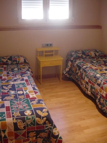 3 soveværelse Lejlighed til leje i Russafa, Valencia by - € 2.200 (Ref: 9881958)