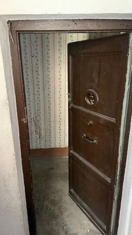 2 slaapkamer Flat te koop in Ciutat Vella, Valencia stad - € 250.000 (Ref: 9881959)