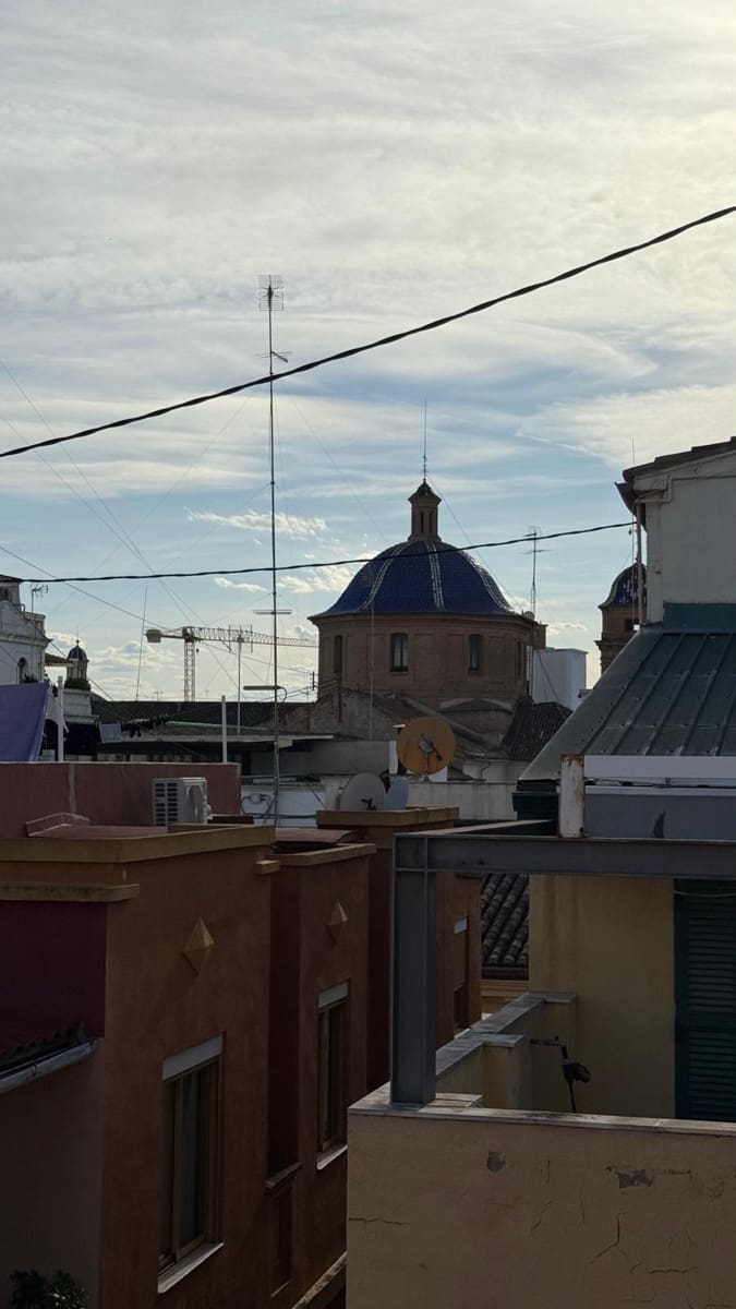 2 slaapkamer Flat te koop in Valencia stad - € 250.000 (Ref: 9881959)