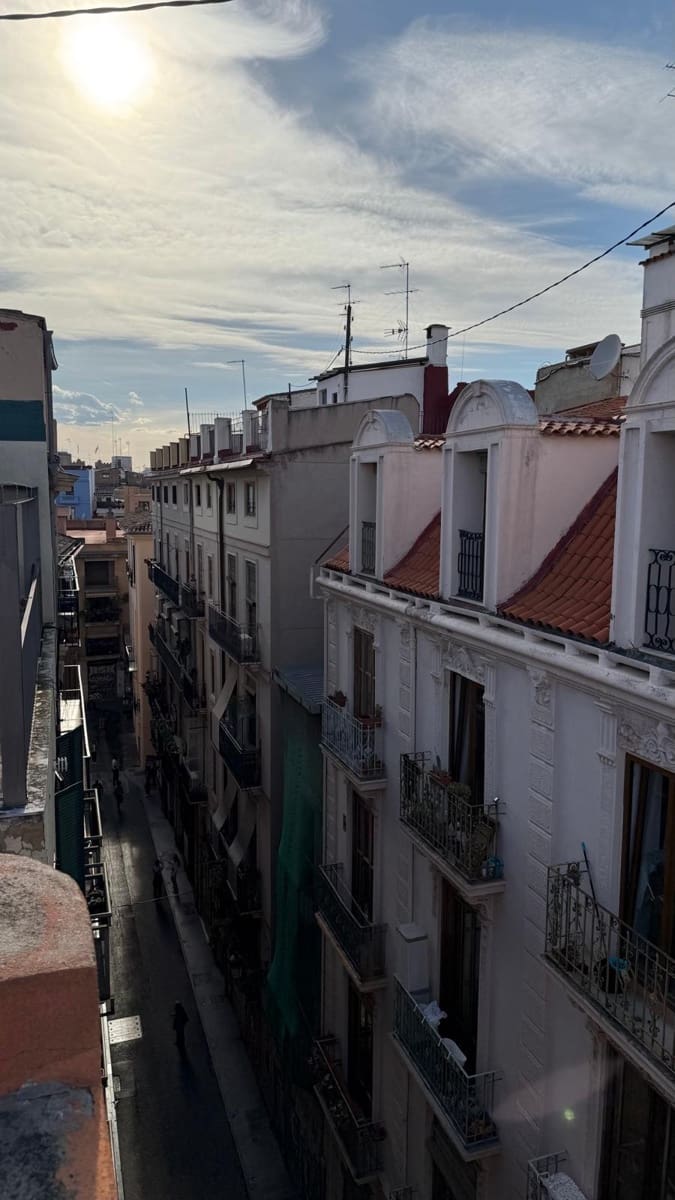 2 slaapkamer Flat te koop in Valencia stad - € 250.000 (Ref: 9881959)