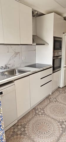 4 slaapkamer Appartement te huur in Mislata - € 450 (Ref: 9881960)