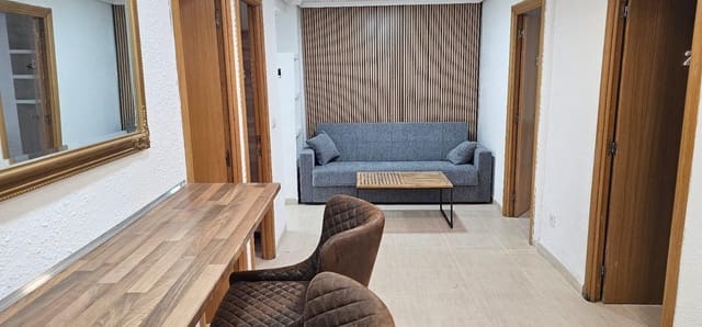 Apartamento de 4 habitaciones en Benicalap, València ciudad en alquiler - 400 € (Ref: 9881961)