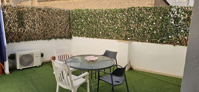 Apartamento de 4 habitaciones en Benicalap, València ciudad en alquiler - 400 € (Ref: 9881961)