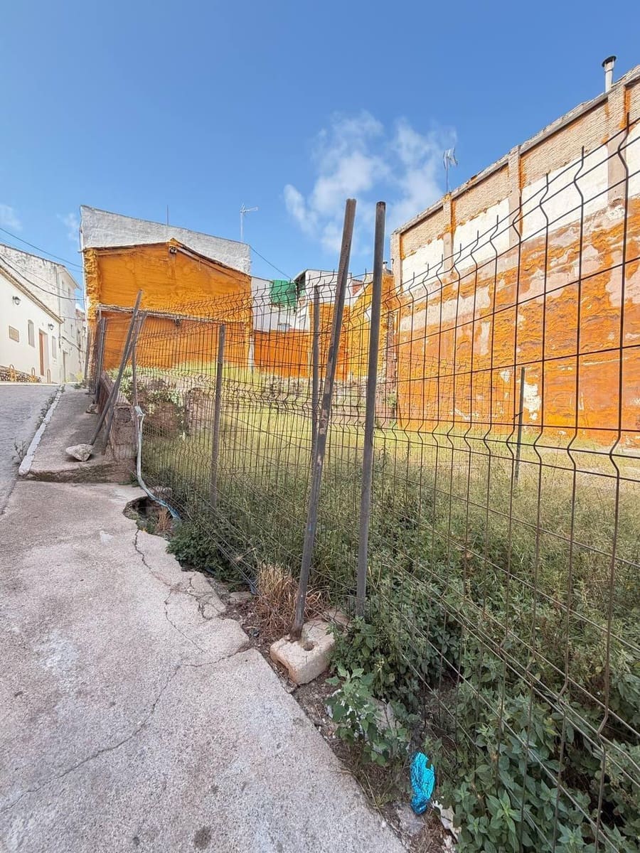 Area Edificabile in vendita in Oliva - 395.000 € (Rif: 9893899)