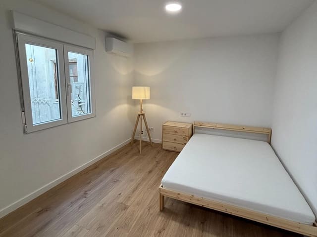 3 bedroom Flat for sale in Manises - € 167,000 (Ref: 9896357)