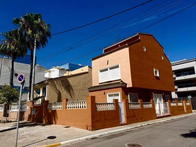 6 slaapkamer Villa te koop in Chilches - € 333.000 (Ref: 9903958)
