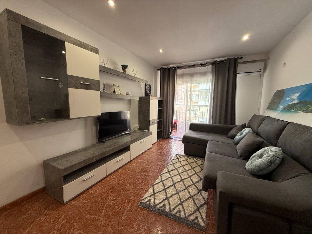 3 soverom Leilighet til leie i Pucol - € 1 150 (Ref: 9911089)