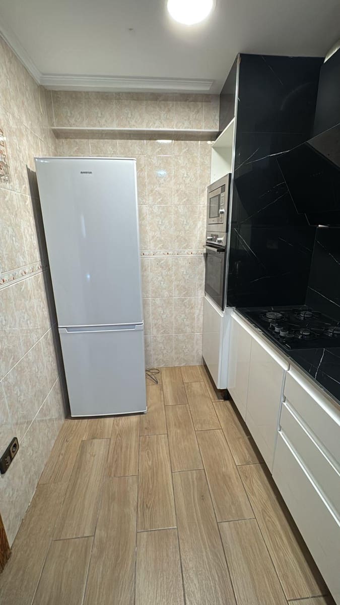 3 soverom Leilighet til leie i Pucol - € 1 150 (Ref: 9911089)