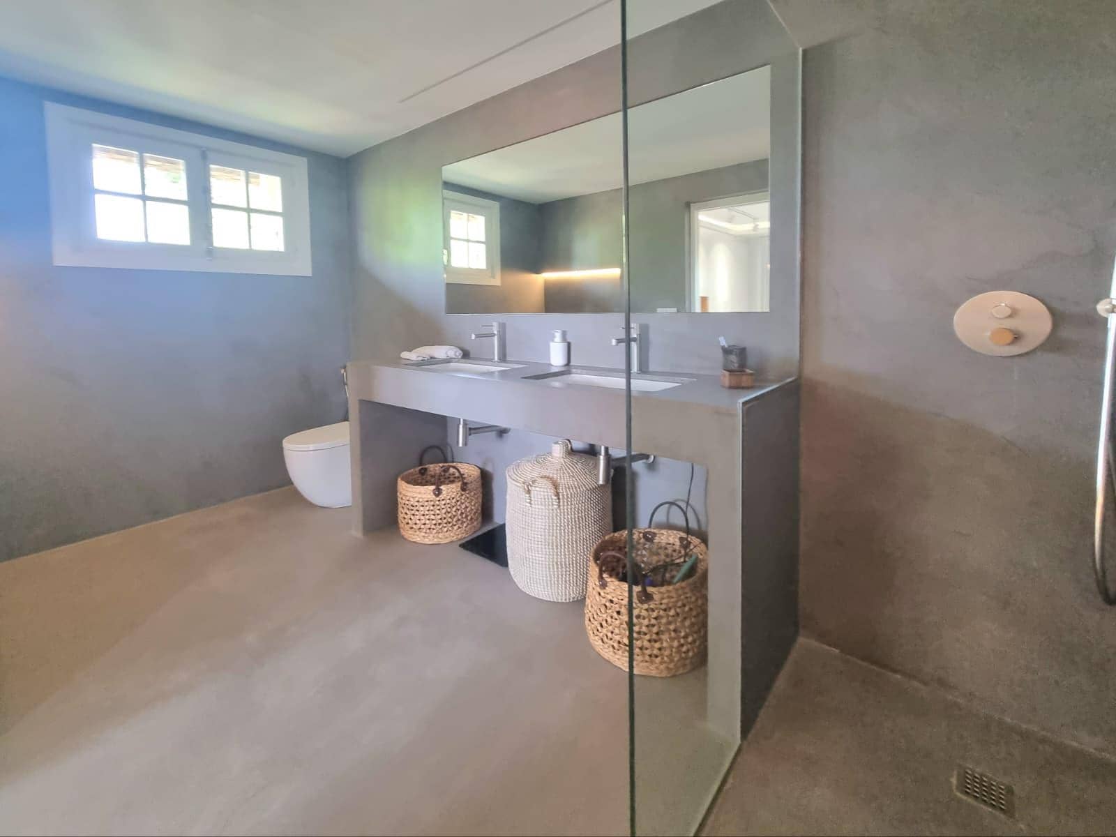 5 sovrum Takvåning att hyra i Rocafort med pool garage - 3 750 € (Ref: 9911090)