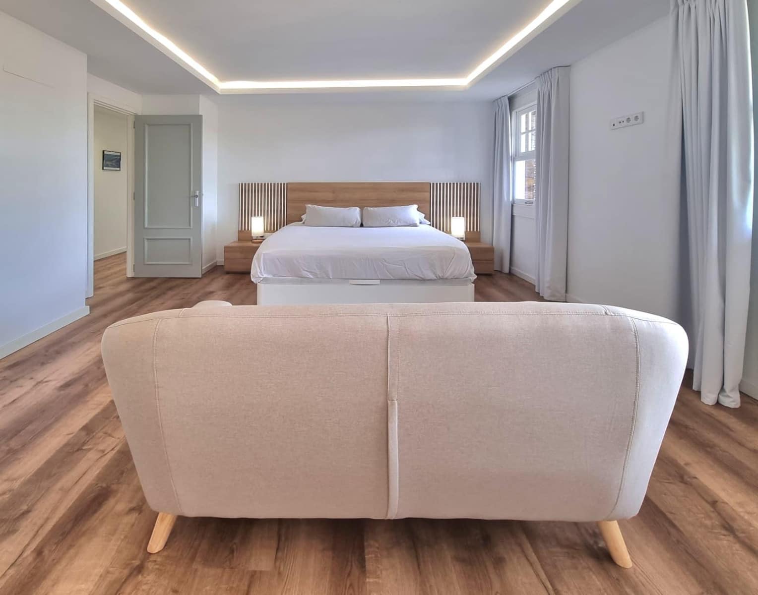 5 sovrum Takvåning att hyra i Rocafort med pool garage - 3 750 € (Ref: 9911090)