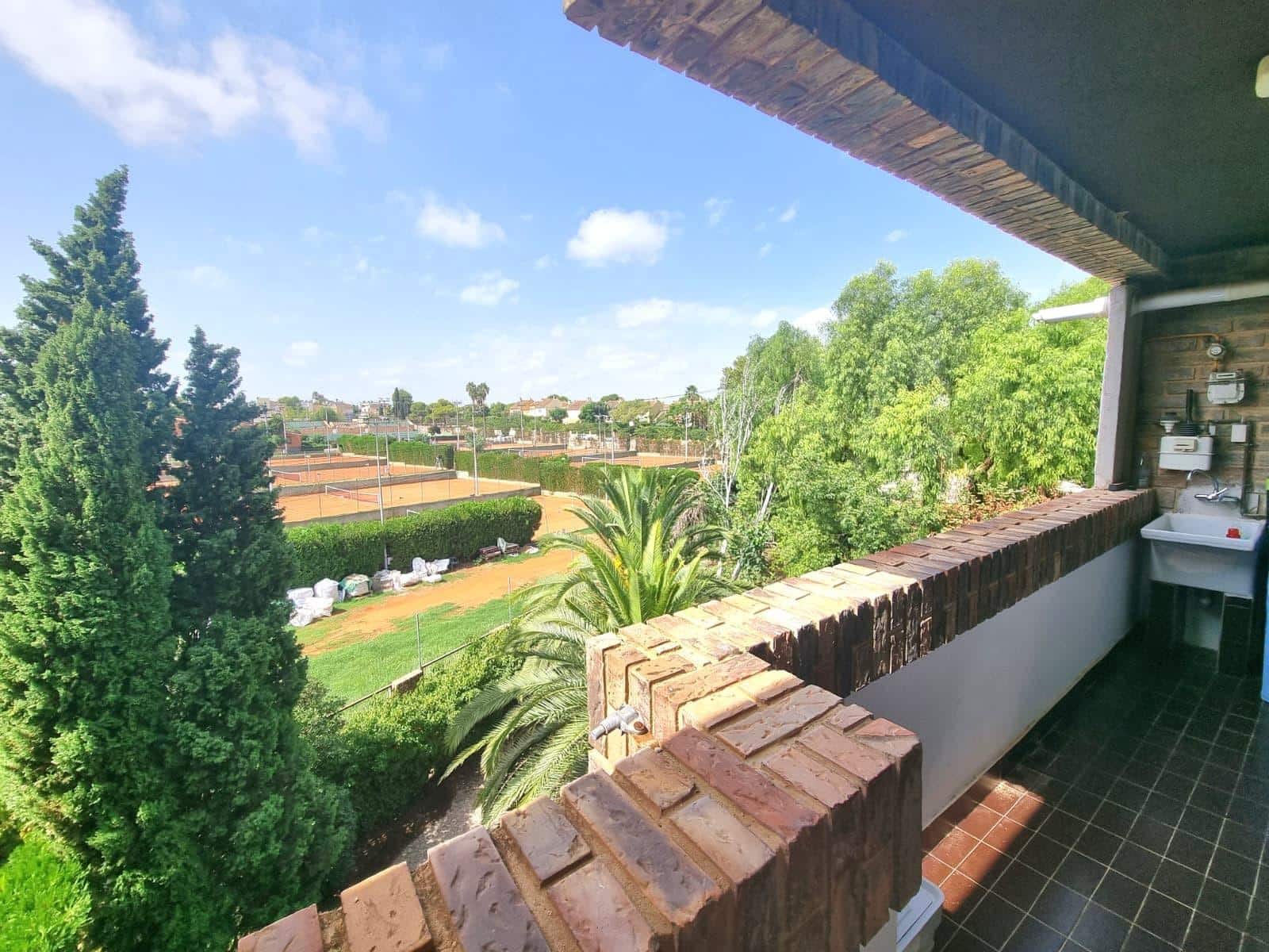 5 sovrum Takvåning att hyra i Rocafort med pool garage - 3 750 € (Ref: 9911090)