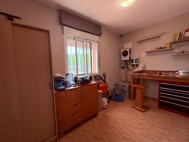 4 Zimmer Finca/Landgut zu verkaufen in Godelleta - 240.000 € (Ref: 9920451)
