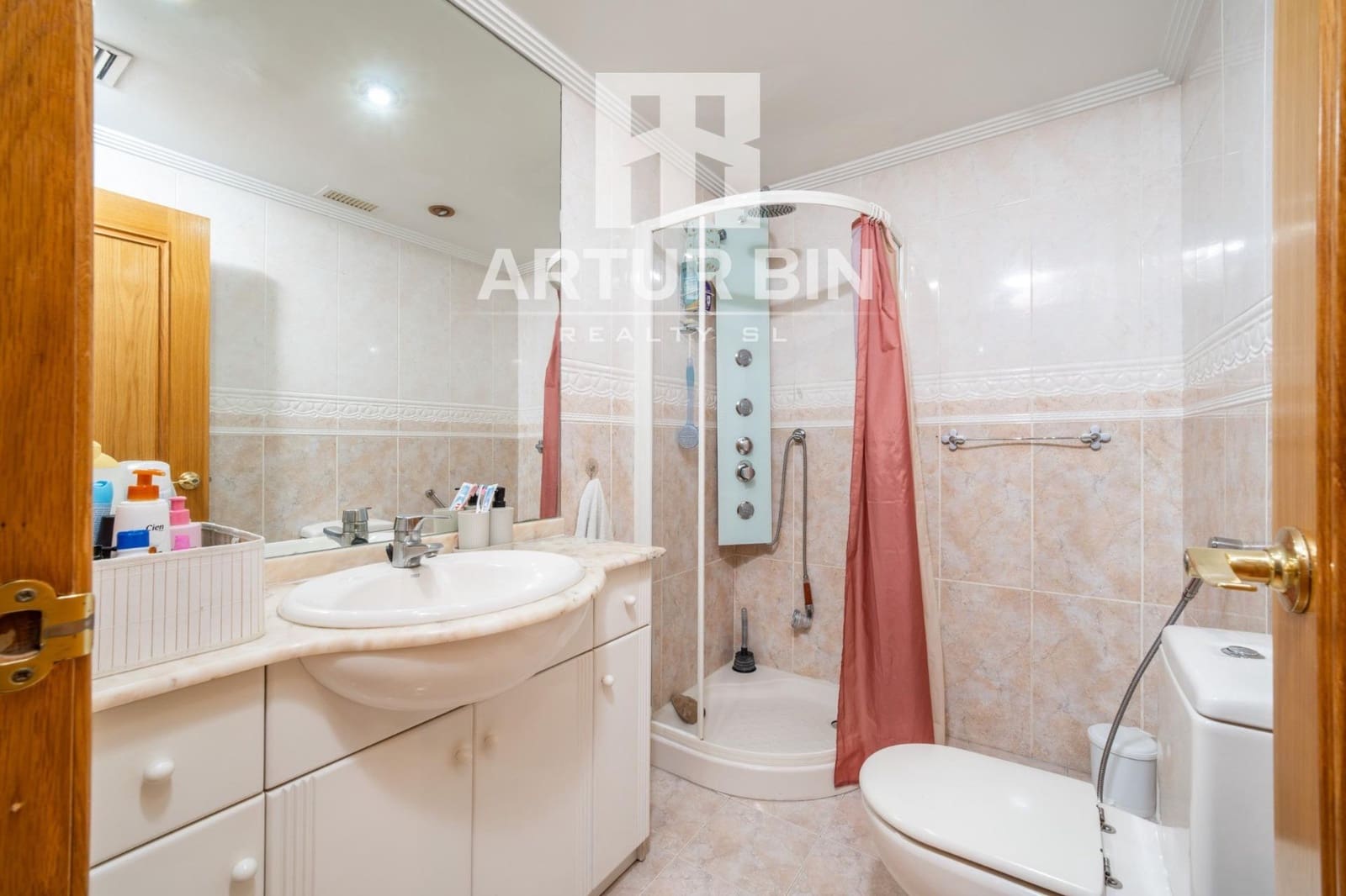 3 bedroom Penthouse for sale in Valencia city with pool - € 550,000 (Ref: 9922327)