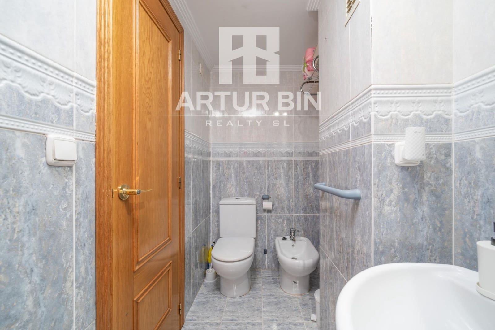 3 bedroom Penthouse for sale in Valencia city with pool - € 550,000 (Ref: 9922327)