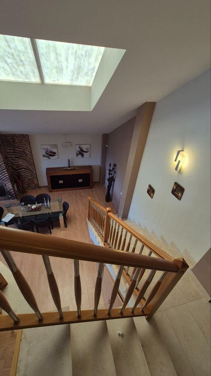 3 bedroom Villa for sale in Torrent with pool garage - € 420,000 (Ref: 9922330)
