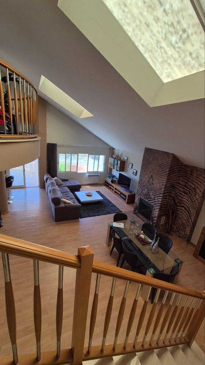 3 bedroom Villa for sale in Torrent with pool garage - € 420,000 (Ref: 9922330)