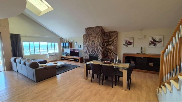 3 soveværelse Villa til salg i Torrent med swimmingpool garage - € 420.000 (Ref: 9922330)