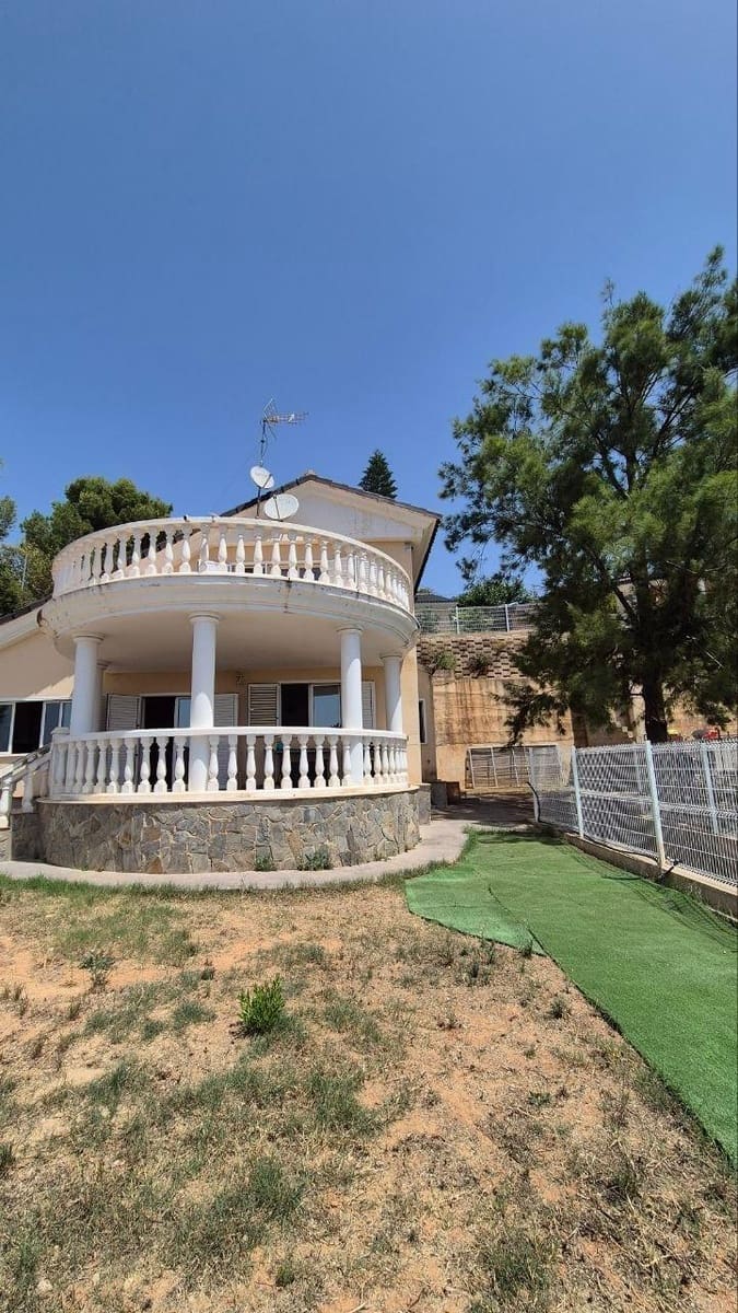 3 bedroom Villa for sale in Torrent with pool garage - € 420,000 (Ref: 9922330)