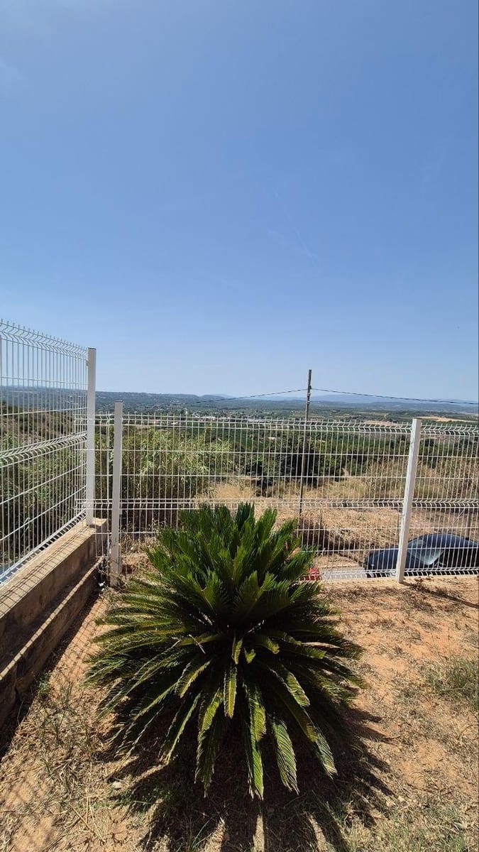 3 bedroom Villa for sale in Torrent with pool garage - € 420,000 (Ref: 9922330)