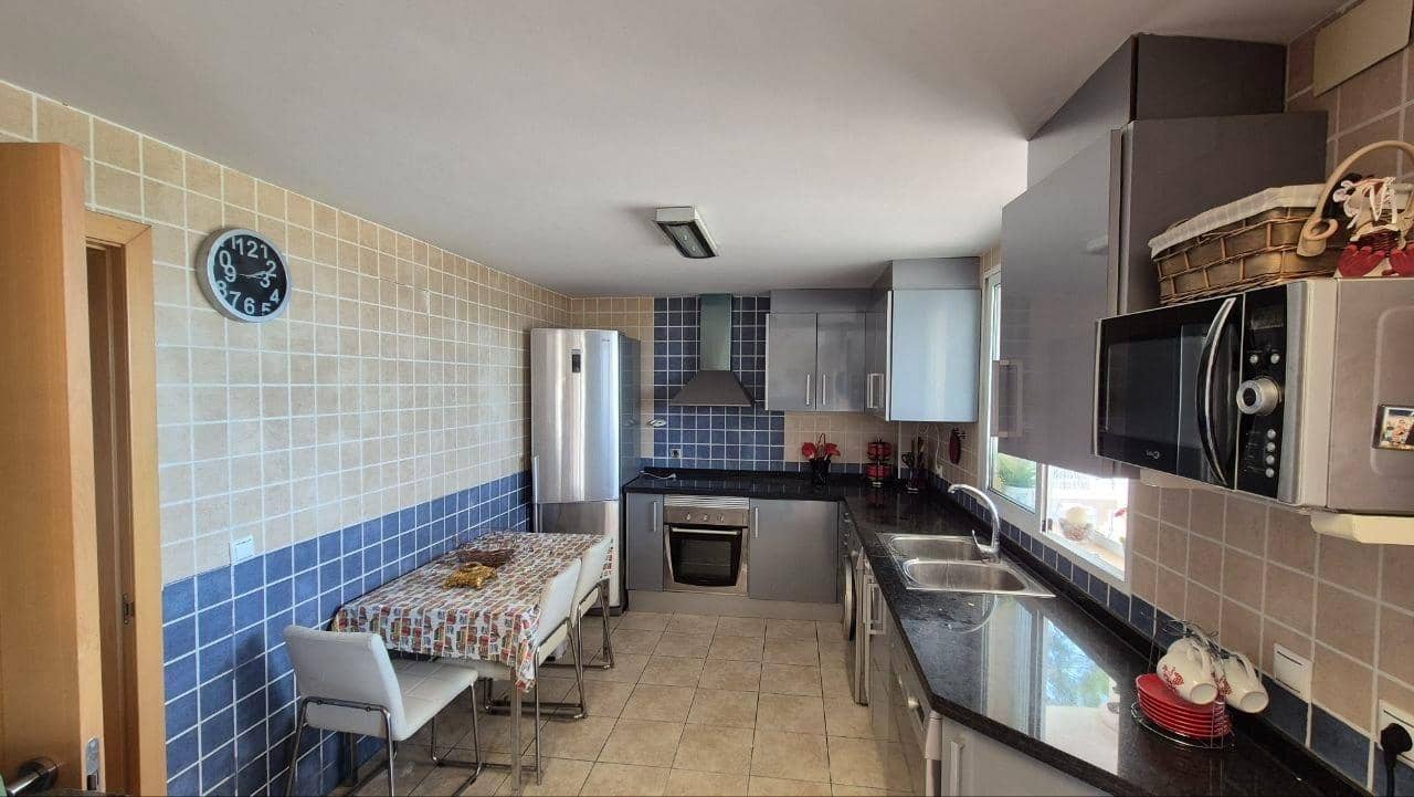 3 bedroom Villa for sale in Torrent with pool garage - € 420,000 (Ref: 9922330)