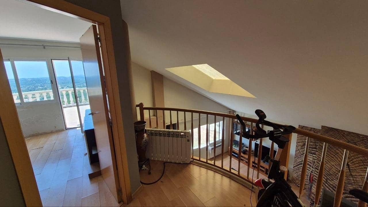 3 bedroom Villa for sale in Torrent with pool garage - € 420,000 (Ref: 9922330)