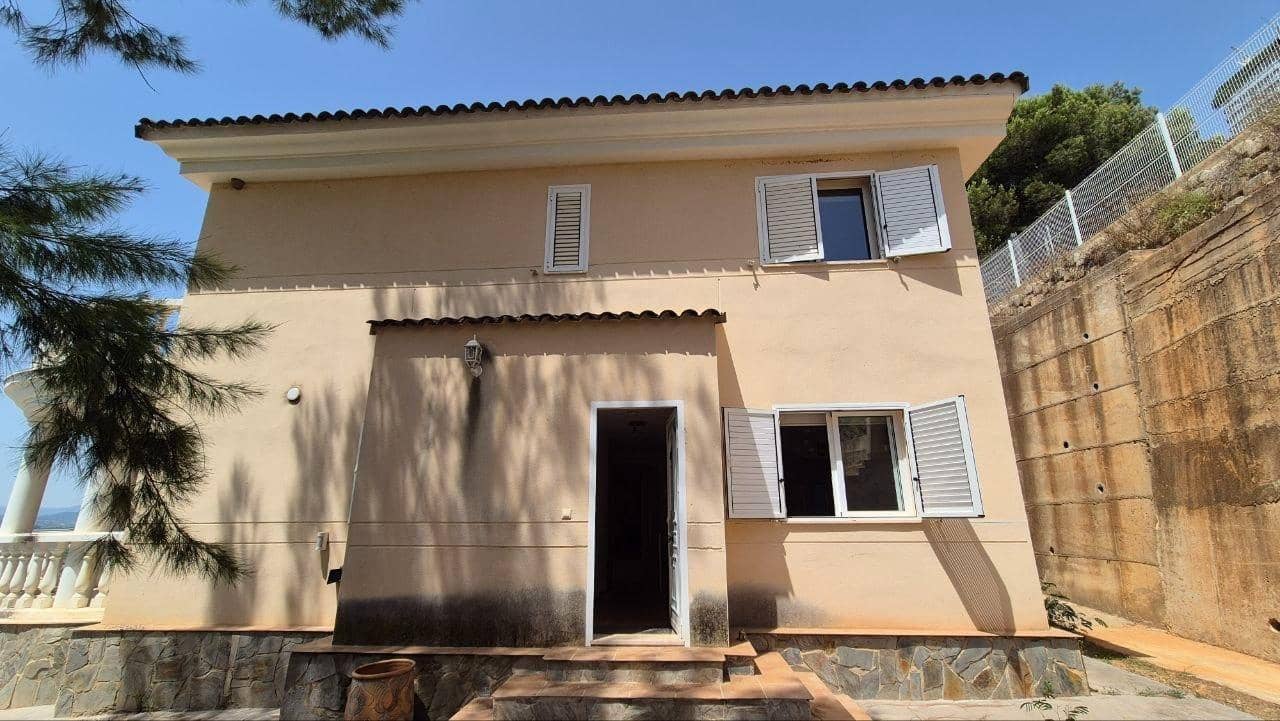 3 bedroom Villa for sale in Torrent with pool garage - € 420,000 (Ref: 9922330)