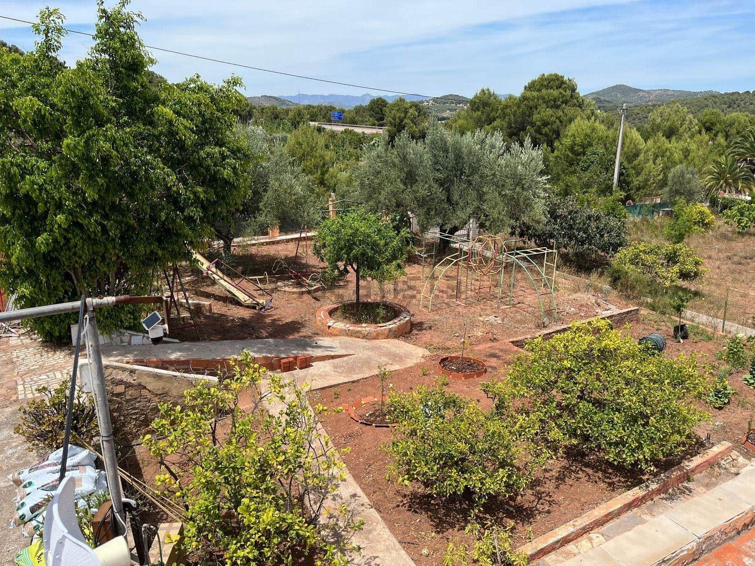 4 bedroom Villa for sale in Albalat dels Tarongers with pool garage - € 280,000 (Ref: 9922331)
