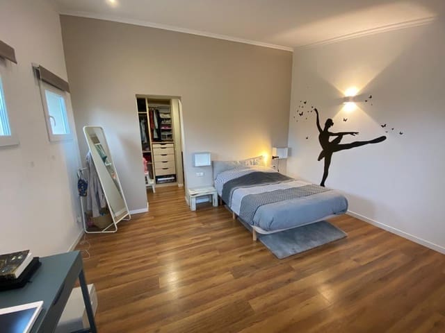 4 sypialnia Willa do wynajęcia w L'Eliana z basenem - 3 300 € (Ref: 9924639)