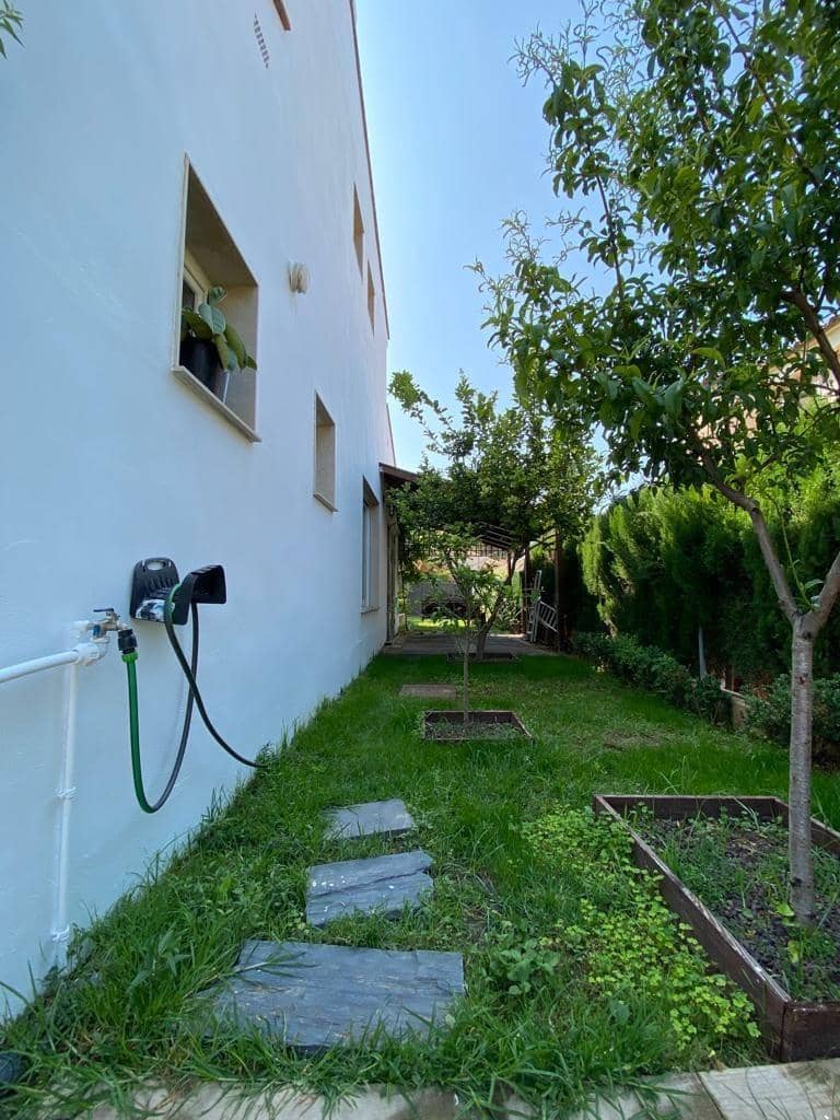 4 sypialnia Willa do wynajęcia w L'Eliana z basenem - 3 300 € (Ref: 9924639)