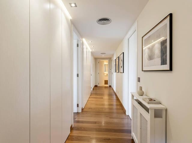7 Zimmer Wohnung zu verkaufen in La Xerea, València Stadt mit Garage - 2.300.000 € (Ref: 9934229)