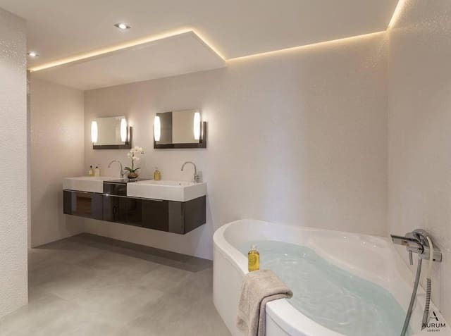 7 Zimmer Wohnung zu verkaufen in La Xerea, València Stadt mit Garage - 2.300.000 € (Ref: 9934229)