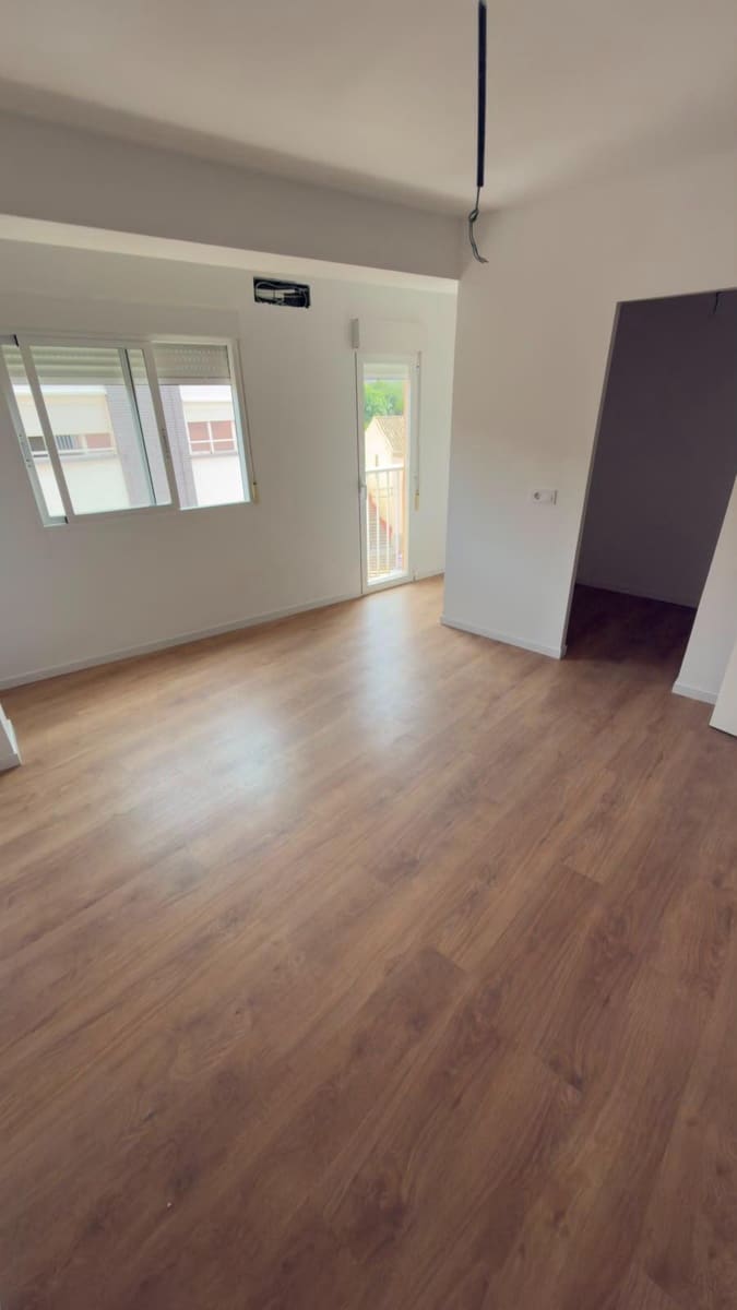 3 bedroom Flat for sale in Sagunto / Sagunt - € 205,000 (Ref: 9938229)