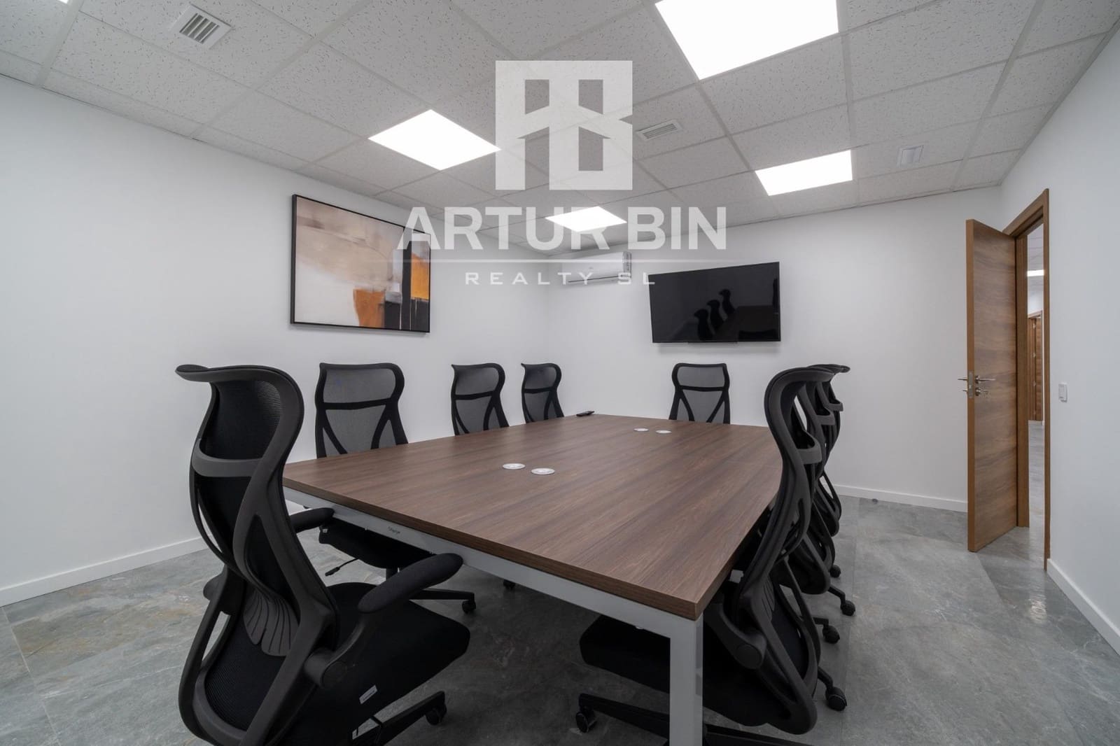 1 bedroom Office for rent in Valencia city - € 500 (Ref: 9938230)