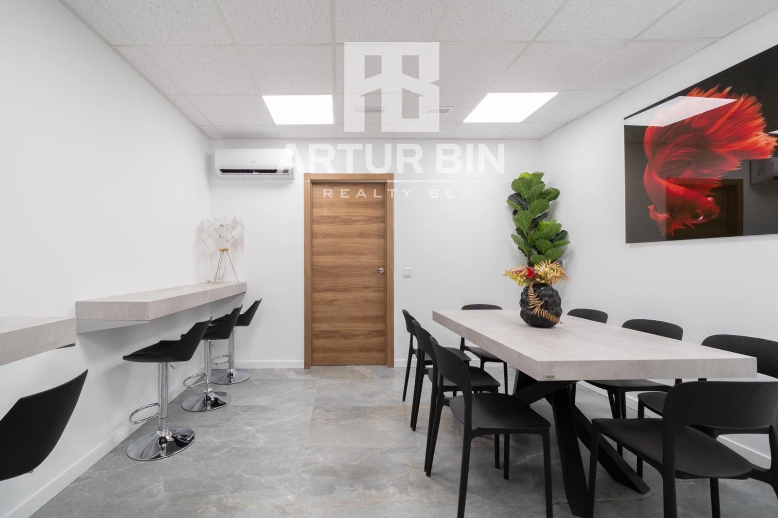 1 bedroom Office for rent in Valencia city - € 500 (Ref: 9938230)