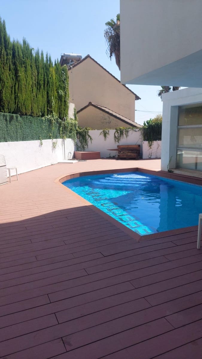 3 Zimmer Villa zu vermieten in La Canada mit Pool Garage - 3.400 € (Ref: 9942546)