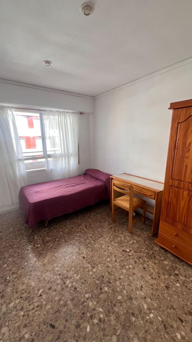4 soveværelse Lejlighed til salg i Gandia med garage - € 225.000 (Ref: 9947941)