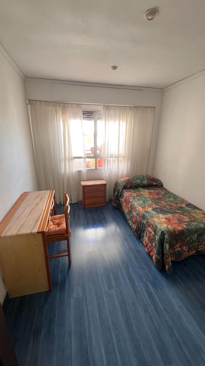 4 soveværelse Lejlighed til salg i Gandia med garage - € 225.000 (Ref: 9947941)