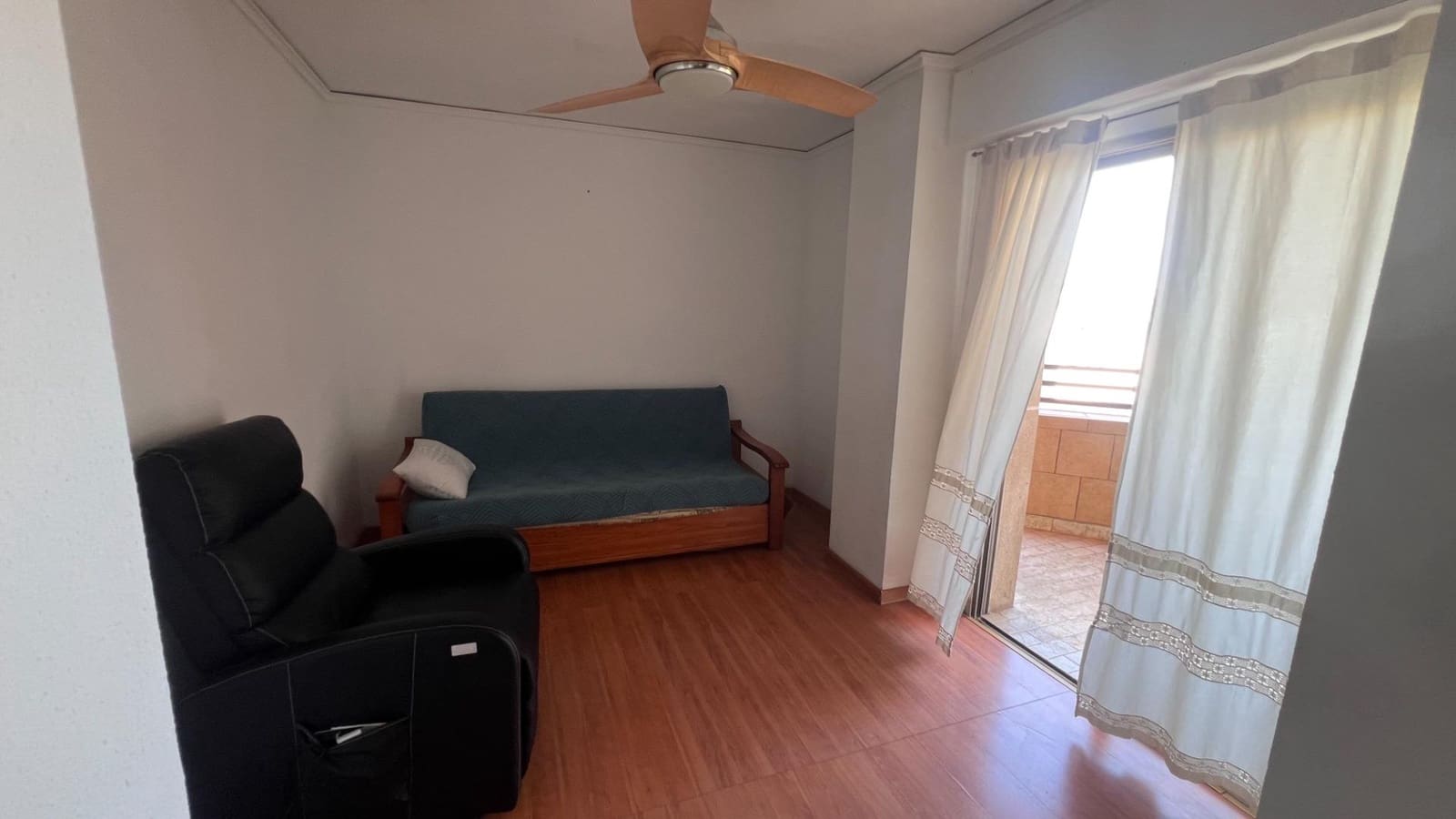 4 soveværelse Lejlighed til salg i Gandia med garage - € 225.000 (Ref: 9947941)