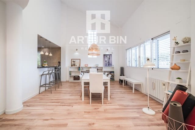 3 soverom Villa til salgs i Torrent med svømmebasseng garasje - € 579 000 (Ref: 9947942)