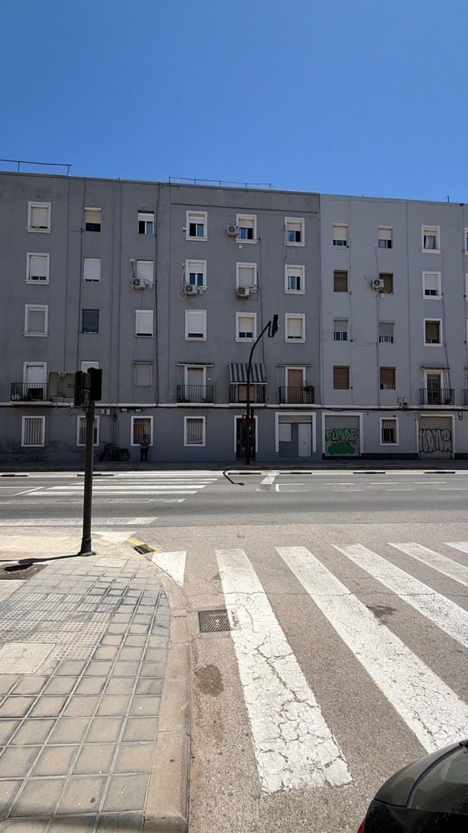 3 soverom Leilighet til salgs i Valencia by - € 140 000 (Ref: 9952656)