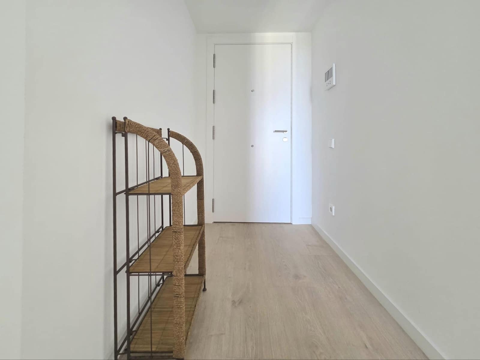 2 bedroom Flat for rent in Godella with pool garage - € 2,100 (Ref: 9952658)