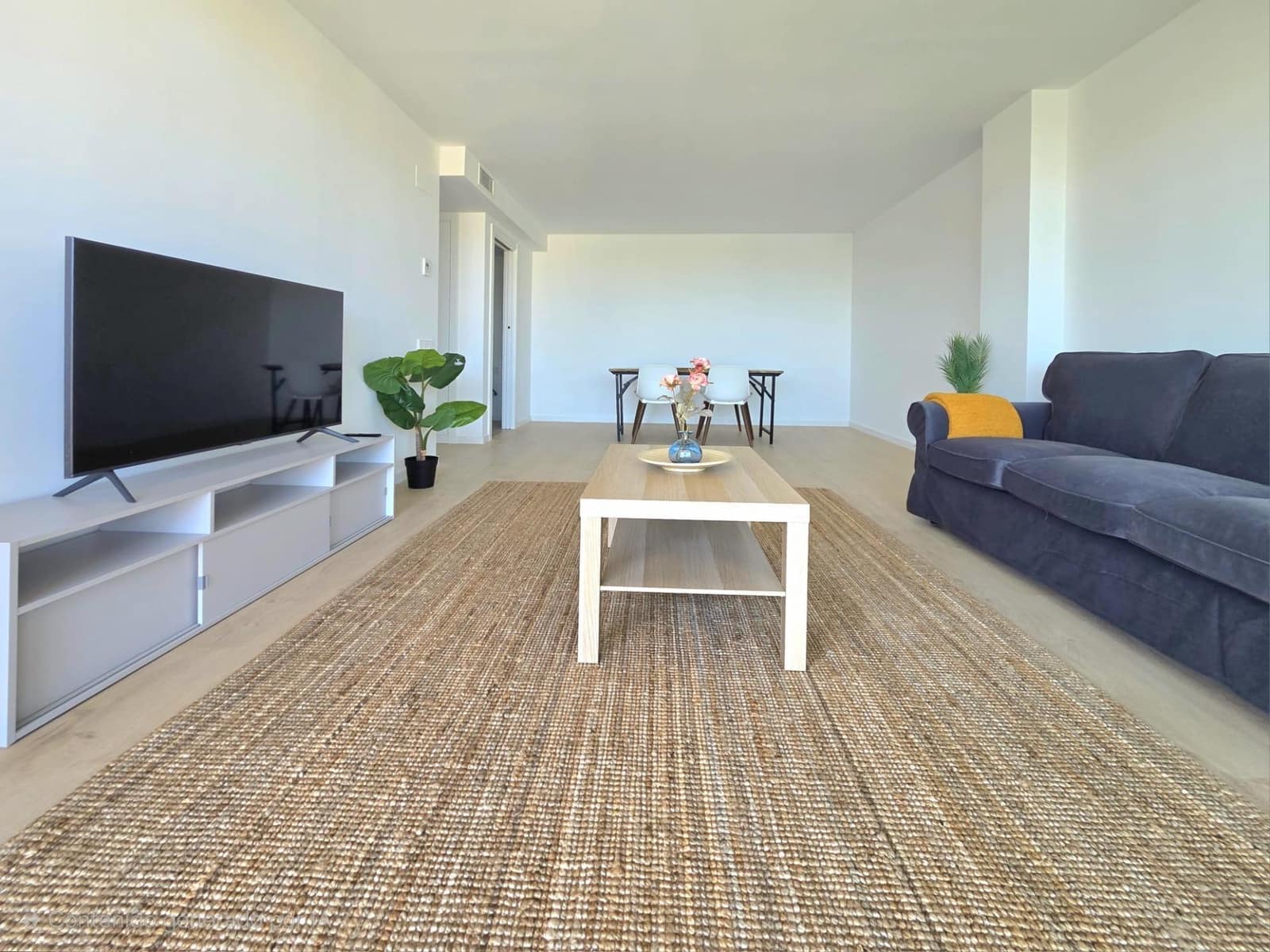 2 bedroom Flat for rent in Godella with pool garage - € 2,100 (Ref: 9952658)