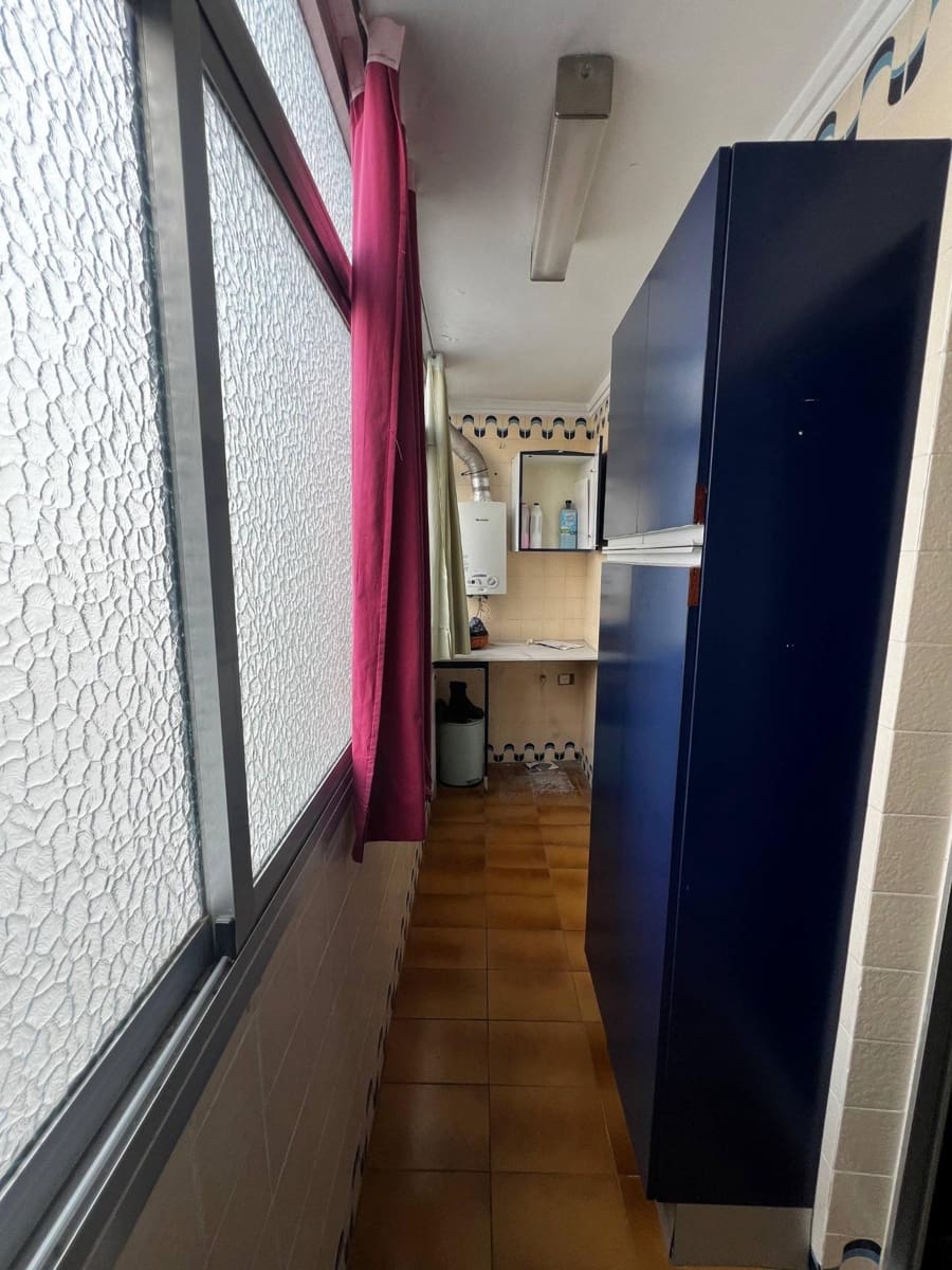 4 soveværelse Lejlighed til salg i Valencia by - € 198.000 (Ref: 9952659)