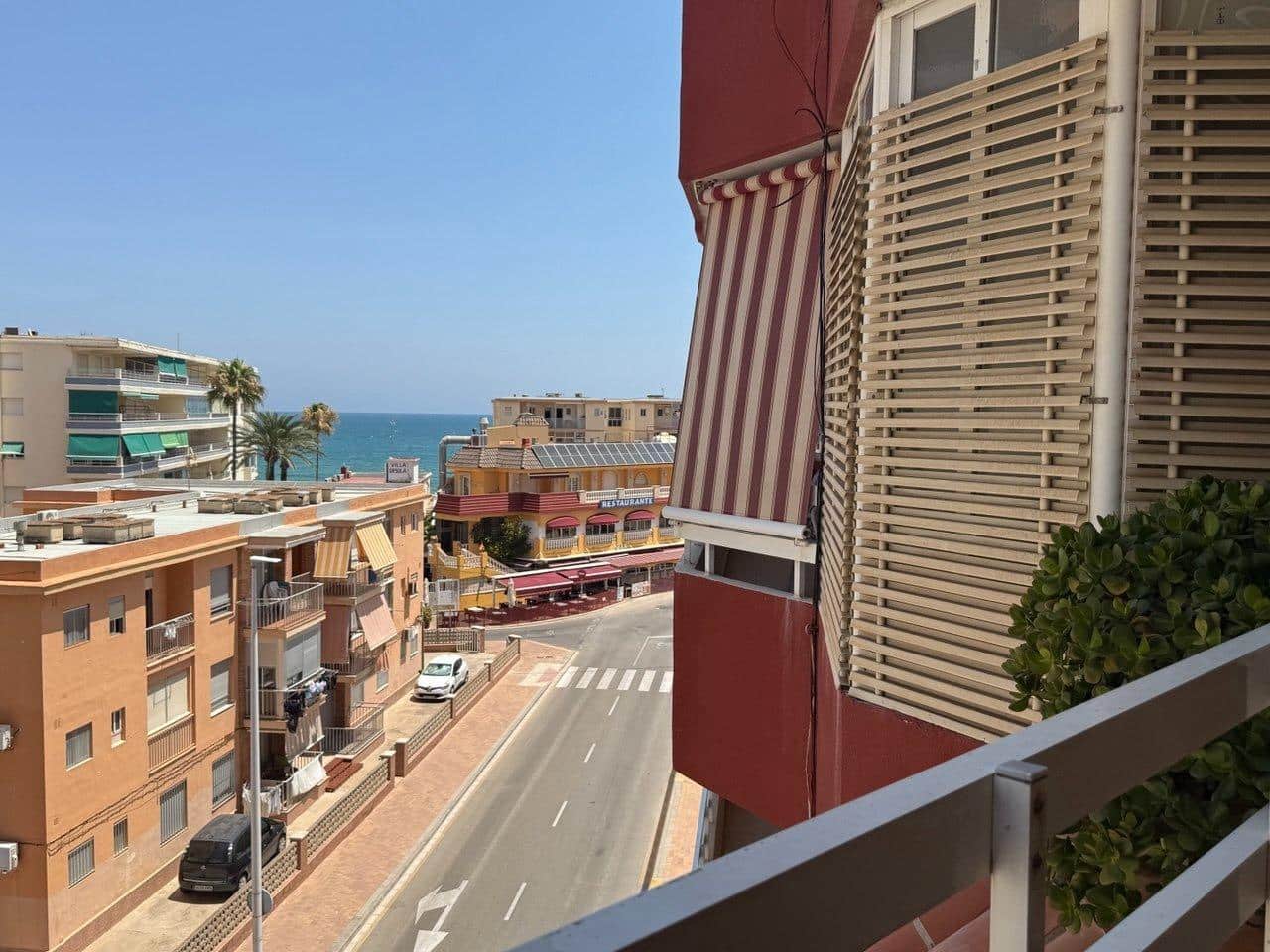 3 bedroom Flat for sale in Tavernes de la Valldigna - € 240,000 (Ref: 9954259)